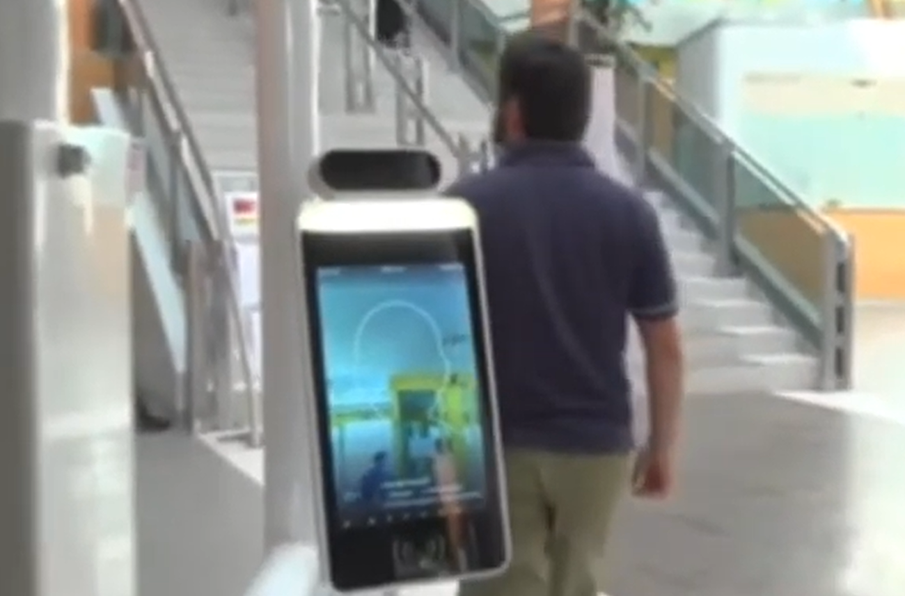 Facial Temperature Recognition Access Control Machine for hosiptal