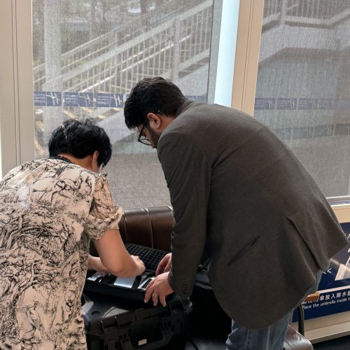 HFSecurity holds face-to-face meetings with clients in Hong Kong.2